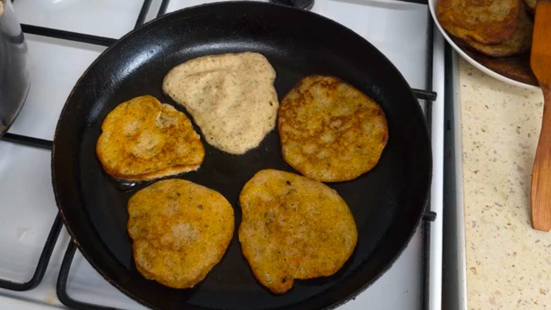 1 ложка к картошке - и драники не впитывают масло при жарке, секрет белорусской бабушки ИА KrasnodarMedia