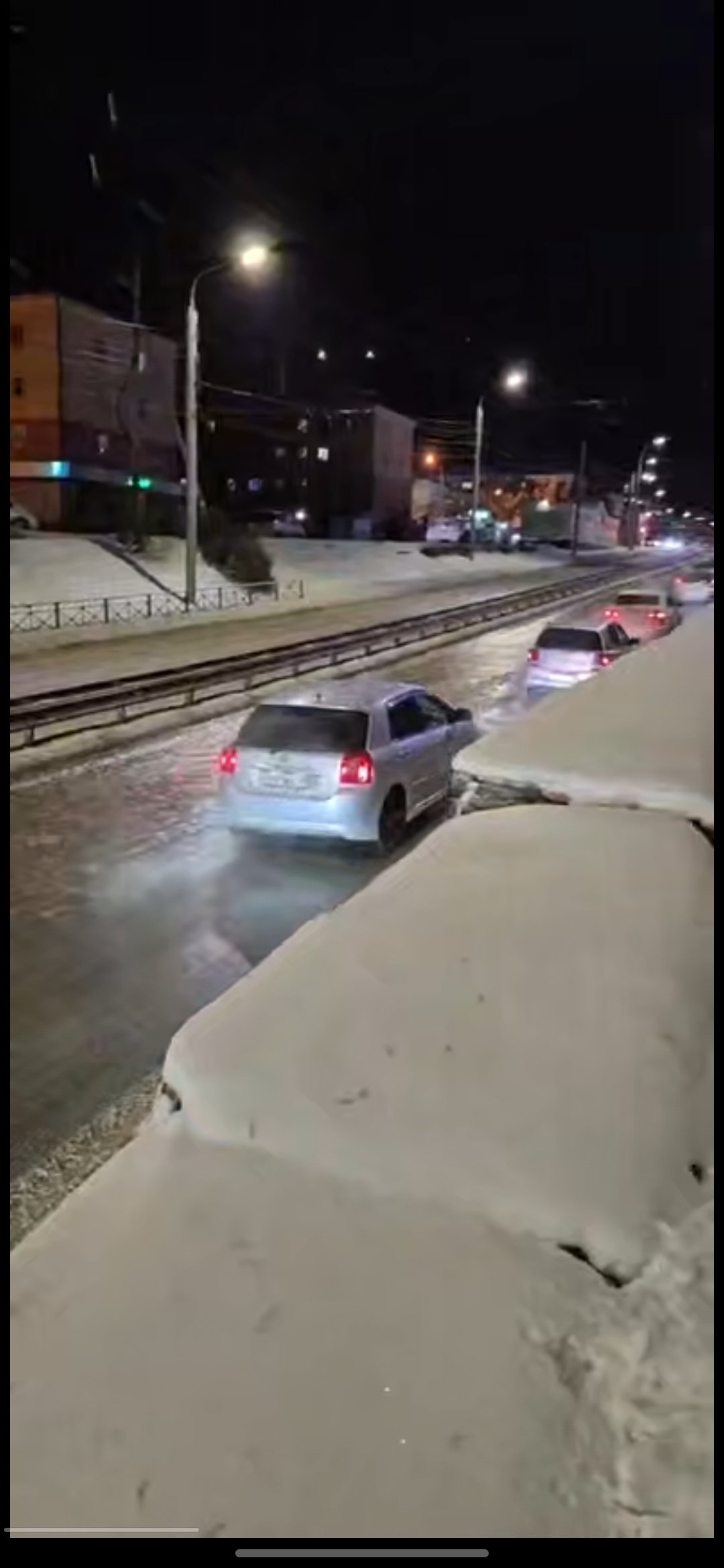 Ещё один прорыв трубы произошел в одном из районов Иркутска Тг-канал (18+) ДТП38RUS