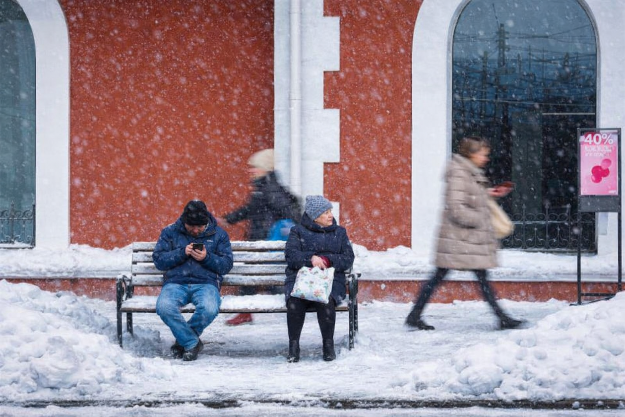 Тематическое фото сгенерировано при помощи Qwen.ai (18+)