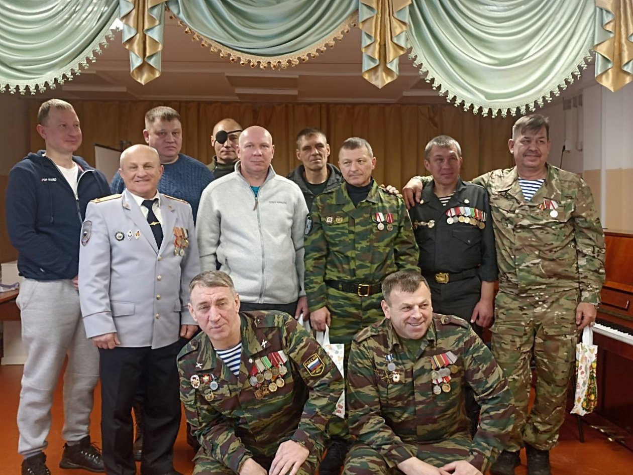 Ветераны МВД из Ангарска поучаствовали в акции в честь Дня памяти русских солдат Пресс-служба УМВД России по АГО