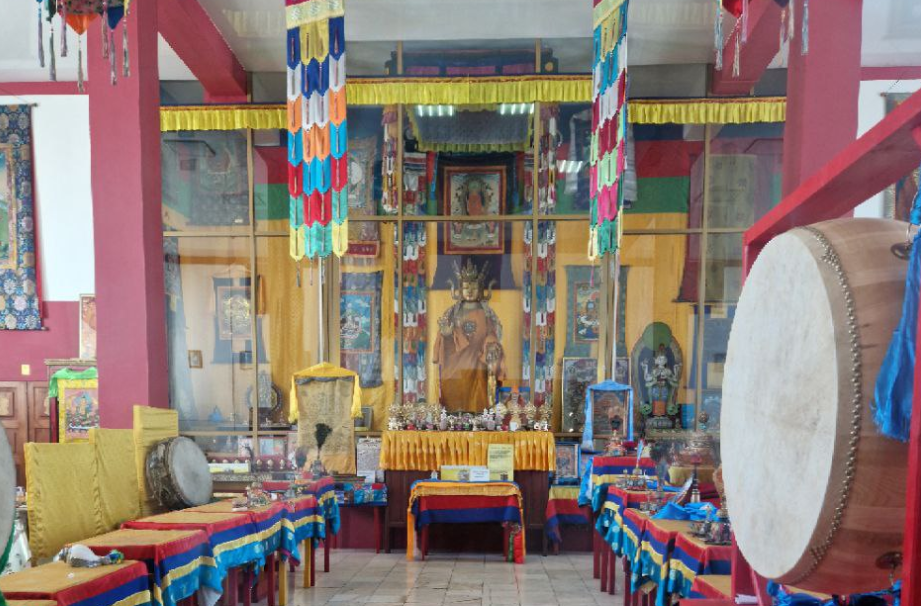 Сандаловый Будда в Зандан Жуу Буддийская Сангха России