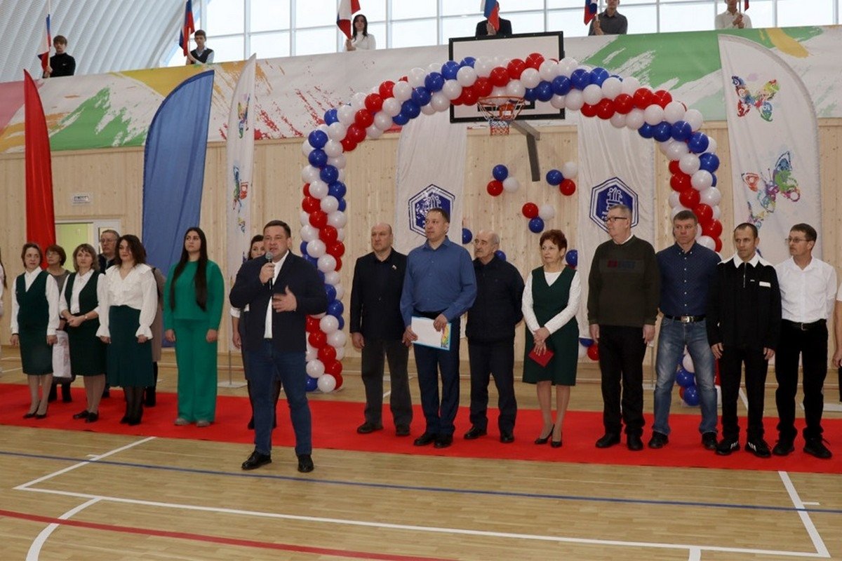 При поддержке &quotЕдиной России&quot в школе №4 посёлка Лесогорск возведён новый спортивный зал Пресс-служба администрации Чунского муниципального округа