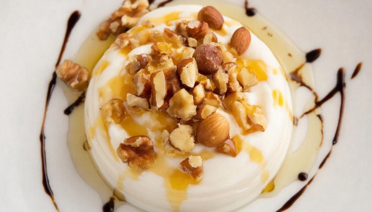 Тематическое фото Giga Chat (18+)