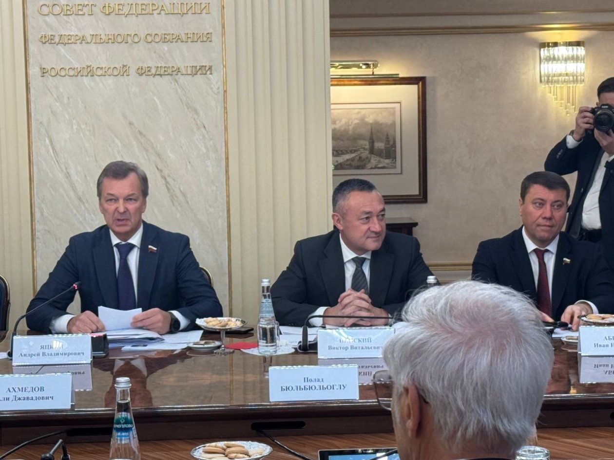 Заседание Межпарламентской комиссии по сотрудничеству Федерального Собрания России и Милли Меджлиса Азербайджана официальный сайт депутата Госдумы Федерального Собрания РФ Виктора Пинского