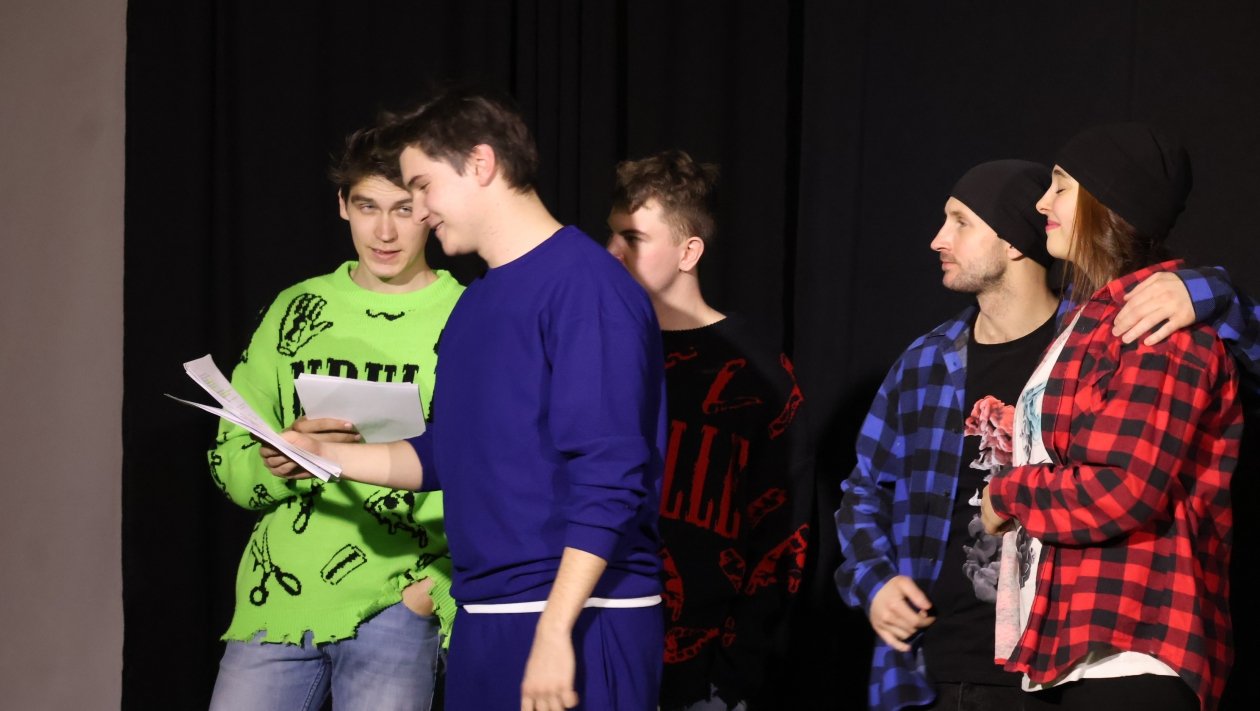 Актеры Анна Маринец, ИА UssurMedia