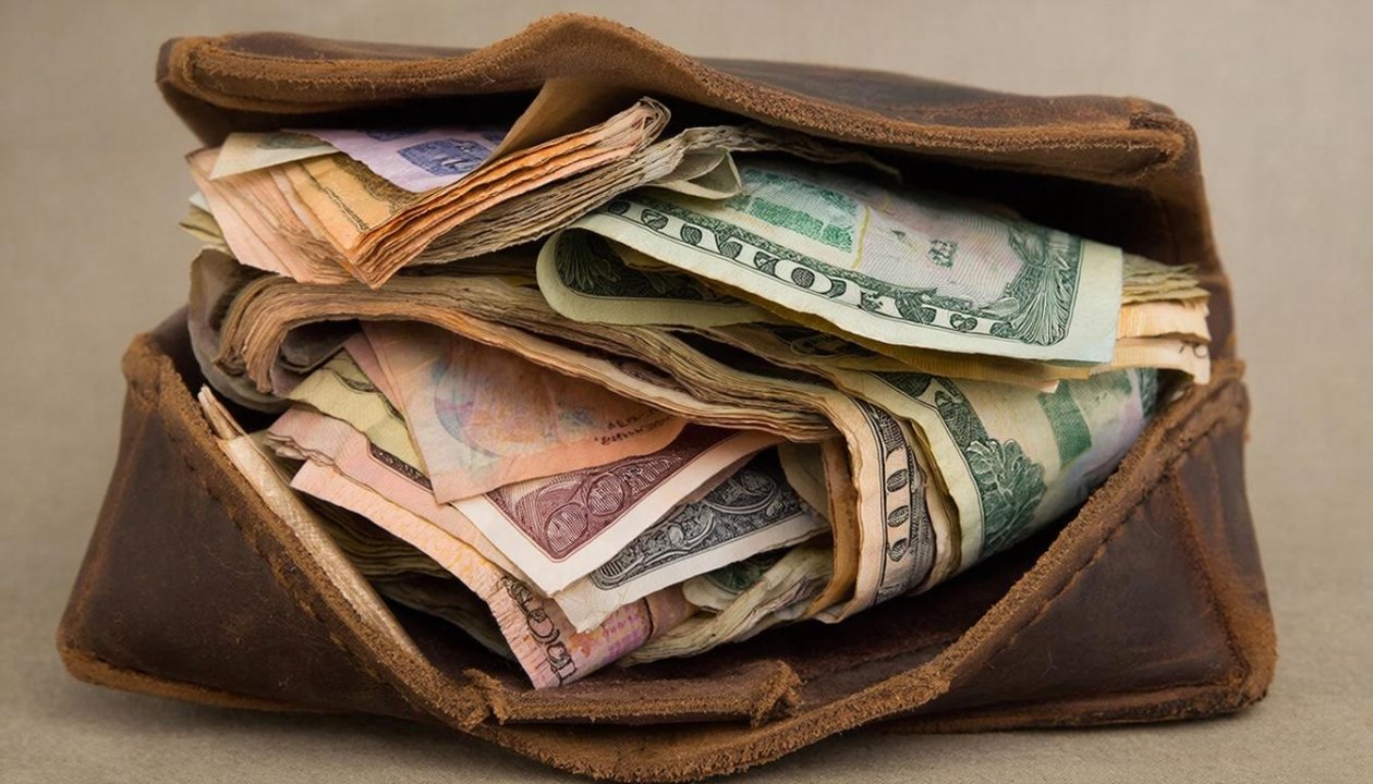 Тематическое фото Giga Chat (18+)