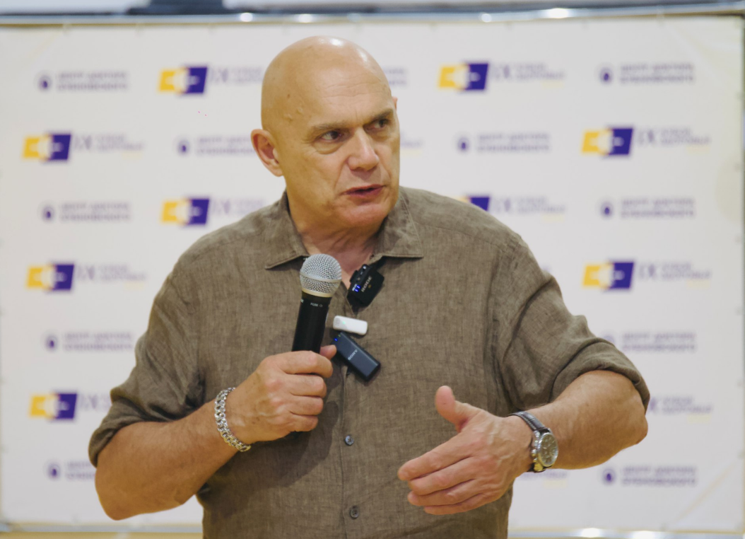 Тематическое фото Автор канала