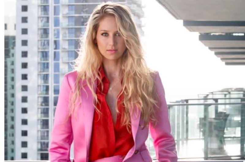 Анна Курникова Соцсети знаменитостей