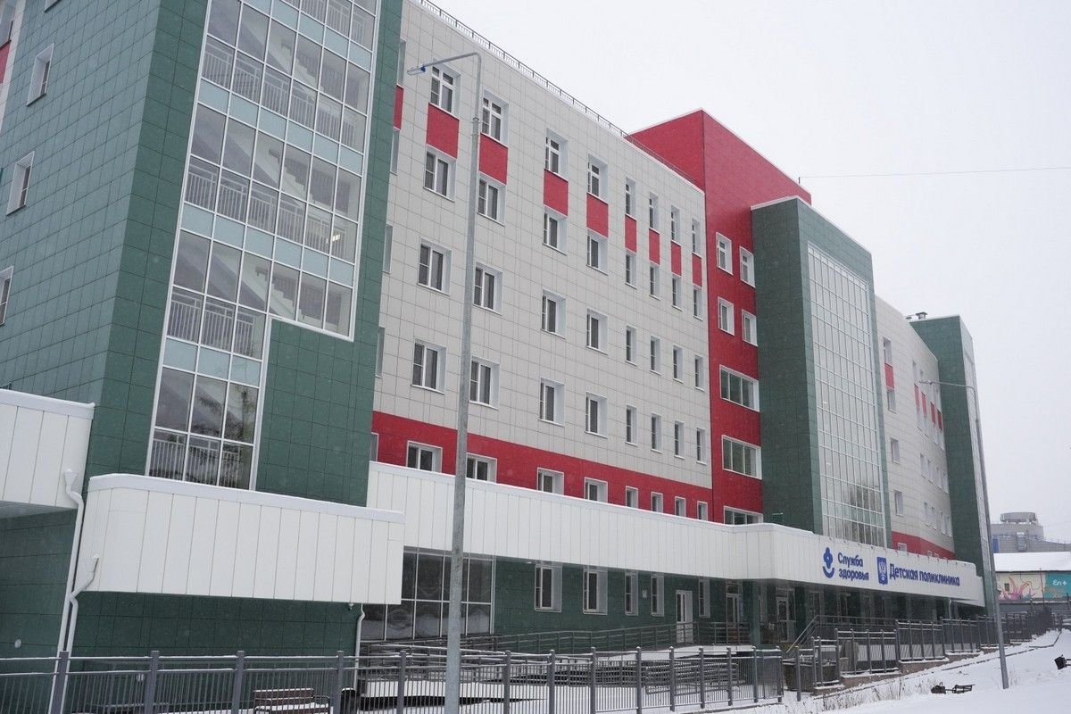 В Иркутске по народной программе построили новое девятиэтажное здание детской поликлиники Пресс-служба правительства Иркутской области