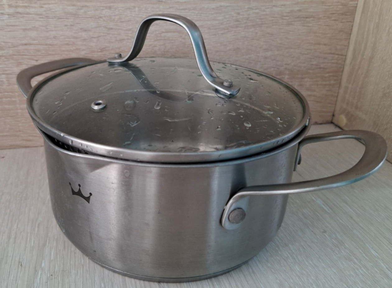 Кастрюля как новая: 3 простых способа очистки от нагара, без химии, сколов и царапин ИА SevastopolMedia.ru