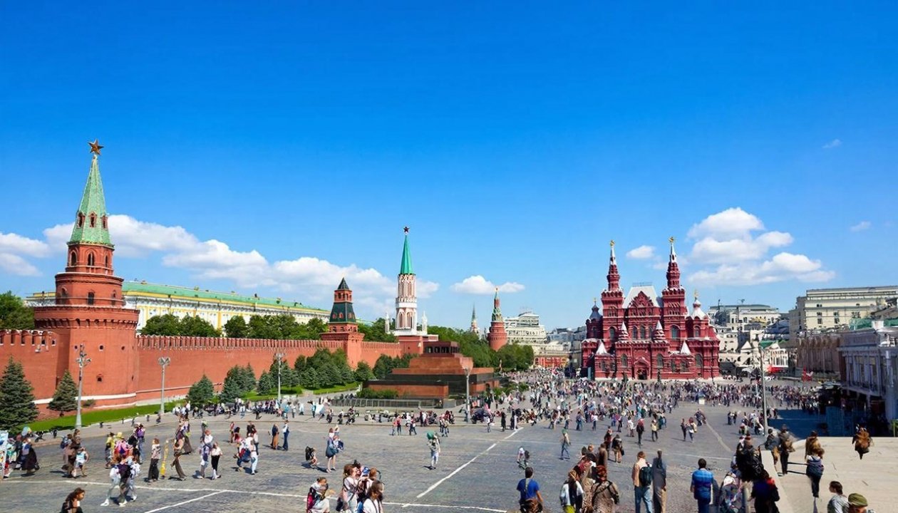 Изображение GigaChat (18+)