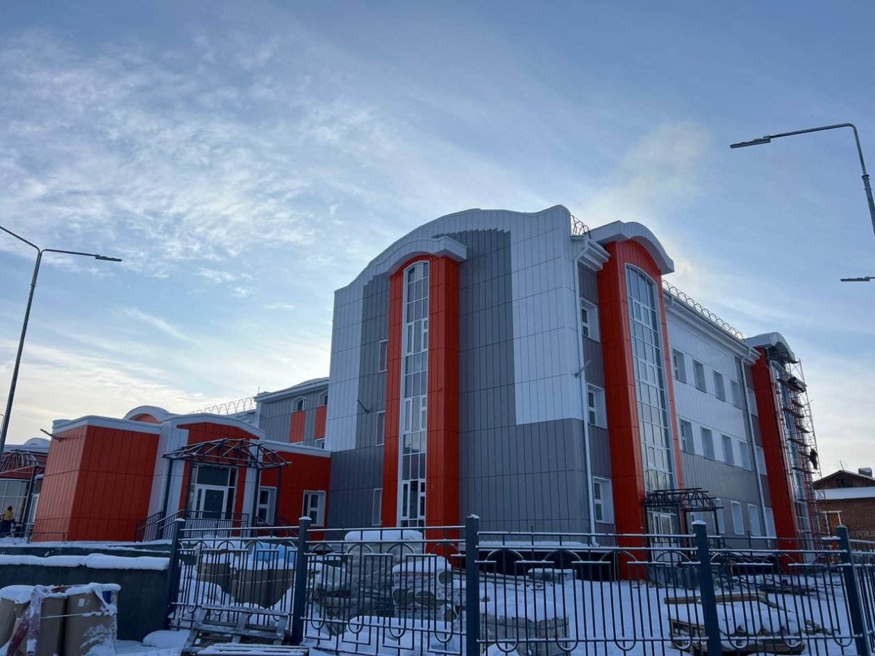 Крупная поликлиника достраивается в селе Бурятии Минсельхоз Бурятии