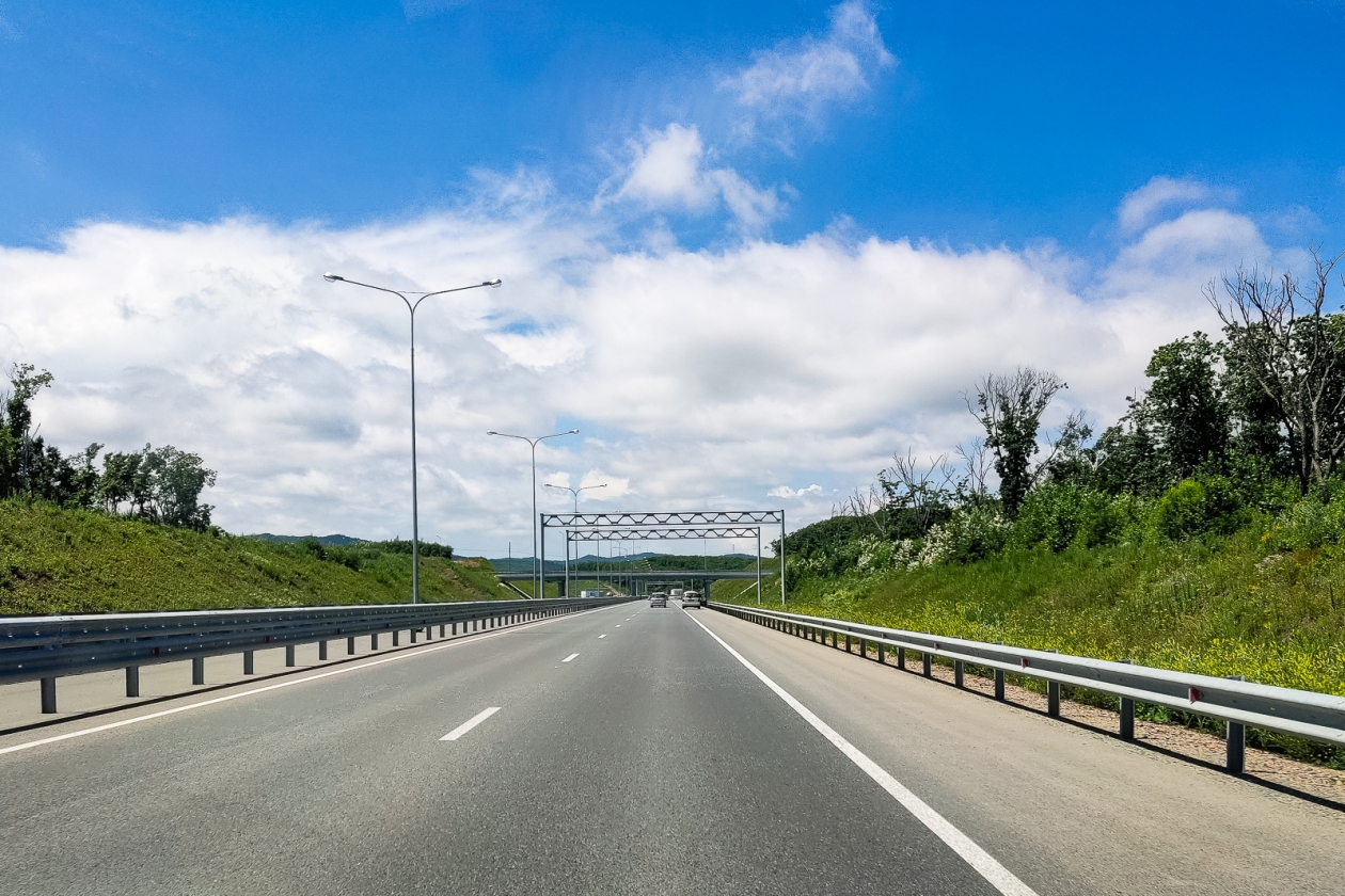 Автомобилист четыре часа не мог остановить автомобиль на трассе ИА PrimaMedia