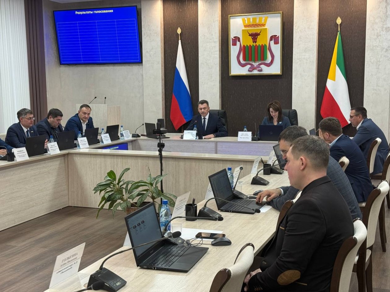 Депутаты Думы Читы из Telegram-канала (18+) Думы города.