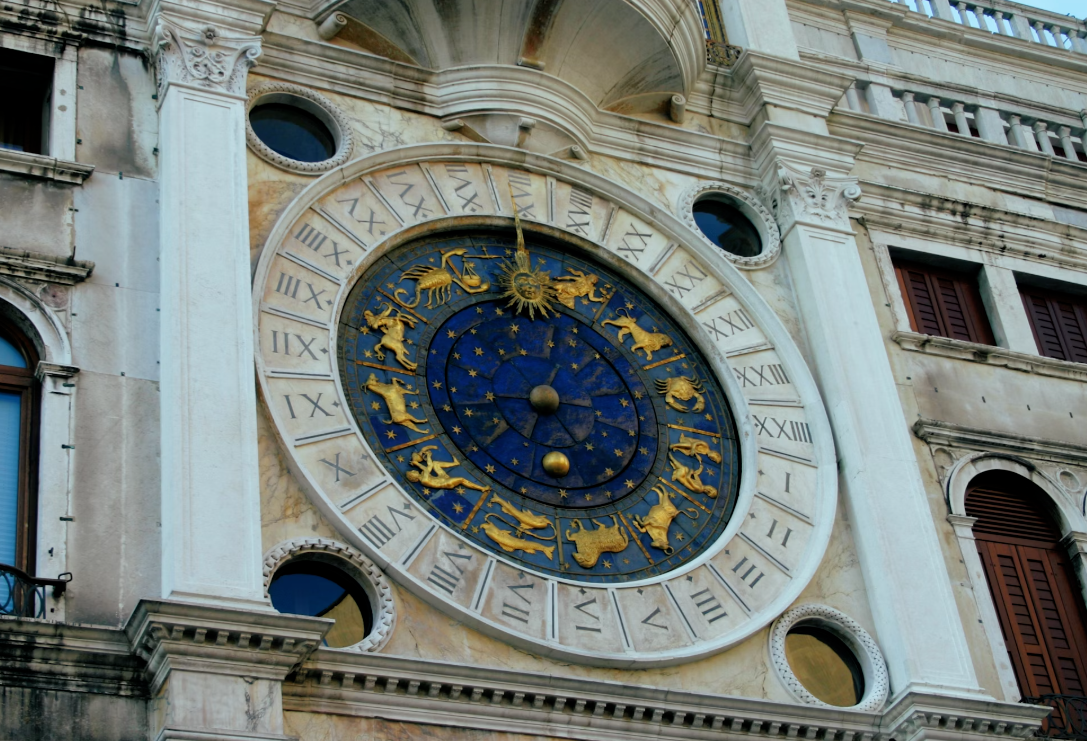 Тематическое фото unsplash.com (18+)