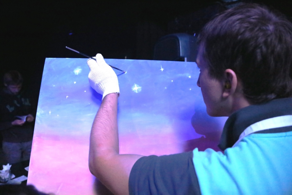 Поэзия "высших сфер" от необычной группы "ОдноНо" покорила сердца хабаровчан, Фото с места события собственное