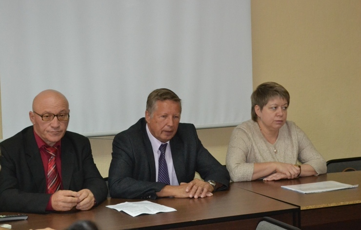 Смета на ремонт областной детской больницы представлена управлению здравоохранения ЕАО, Фото с места события собственное
