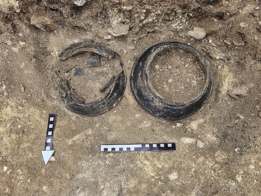 Керамические сосуды. Катакомбная общность археологических культур управление по сохранению и госохране объектов культурного наследия Ставрополья