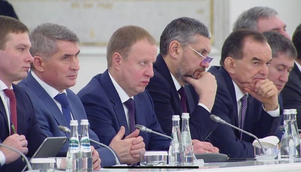 Заседание тг-канал (18+) Александра Осипова