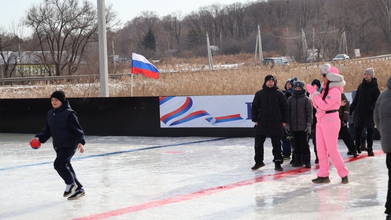 Новая хоккейная коробка Анна Маринец, ИА UssurMedia