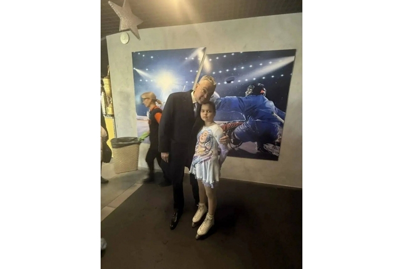 Владимир Владимиров с дочерью Telegram-канал (18+) Владимира Владимирова