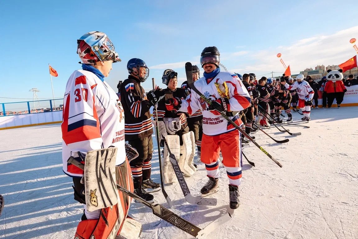 Гостей #ЗимФестАмур ждут хоккейные матчи, автогонки и мастер-классы правительство Амурской области