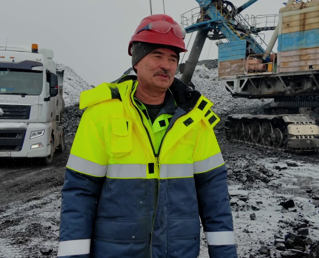 Юрий Булатов Кадр из видео