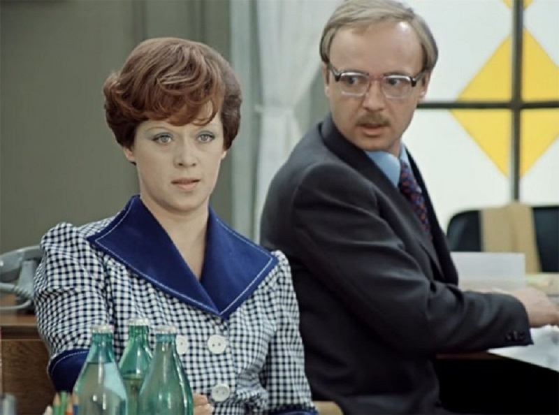 Угадайте героя из фильмов Рязанова по 1 культовой фразе - ТЕСТ на возраст Скриншот с фильма &quotСлужебный роман&quot