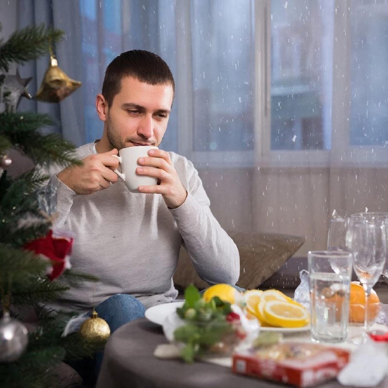 Как прийти в себя после новогоднего застолья сгенерировано сервисом &quotКандинский&quot (18+)