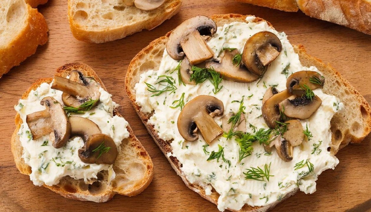 Изображение GigaChat (18+)