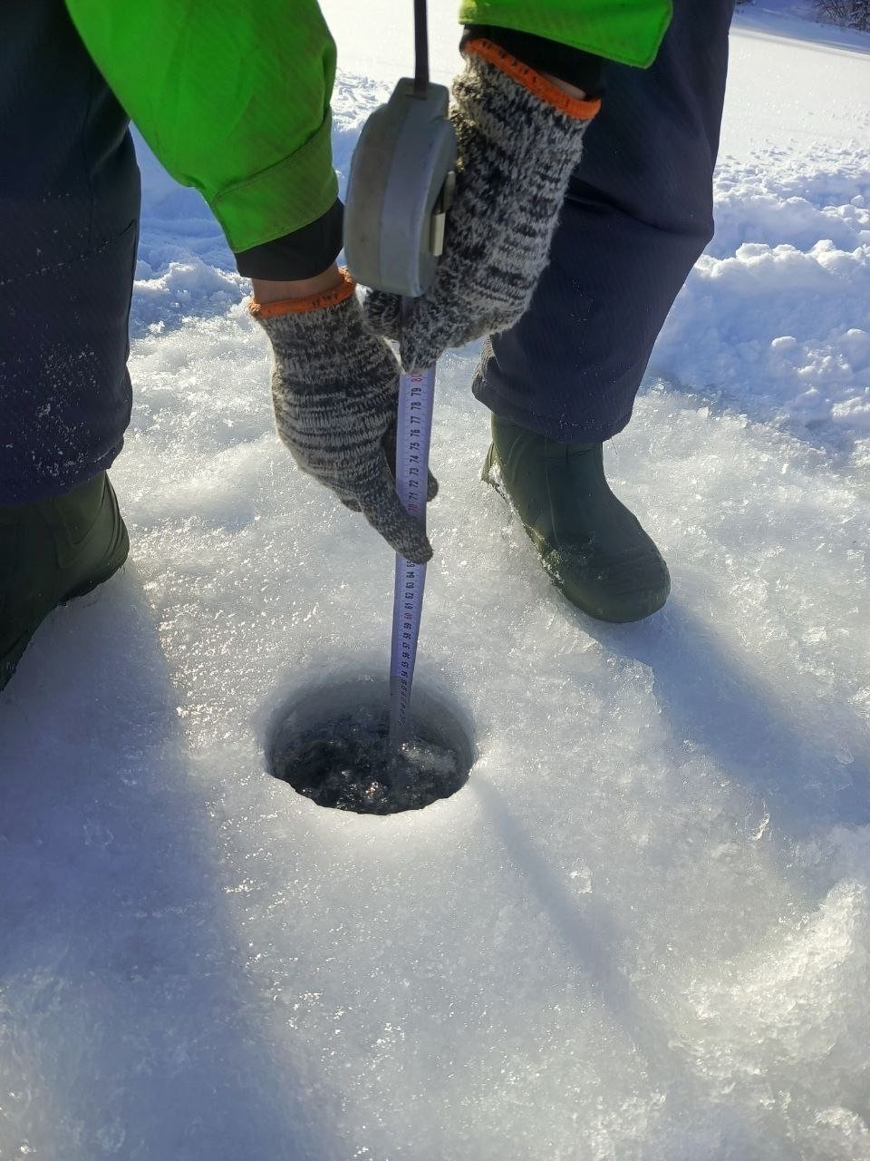 слой снега и льда пресс-службы Минприроды края