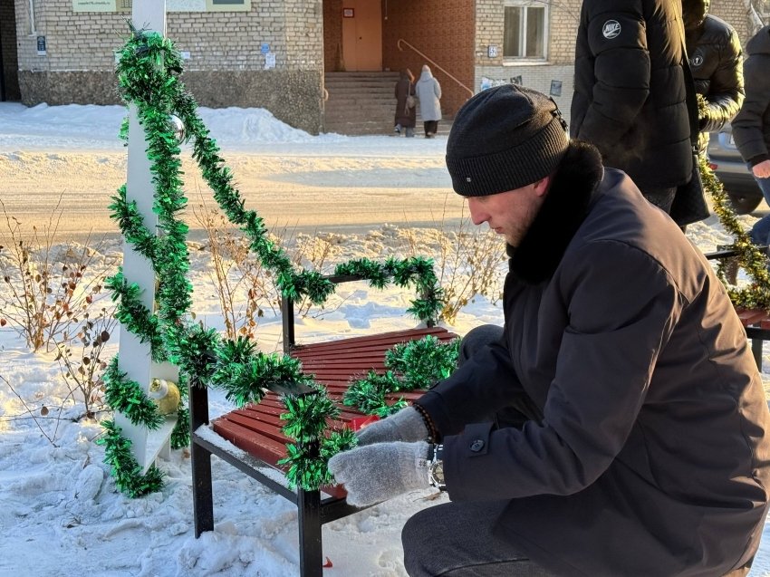 Украшение клумбы в Чите пресс-службы правительства края