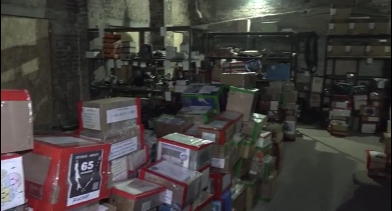 Подарки и личные посылки отправили сахалинцам и курильчанам в зоне СВО к Новому году пресс-служба правительства Сахалинской области.