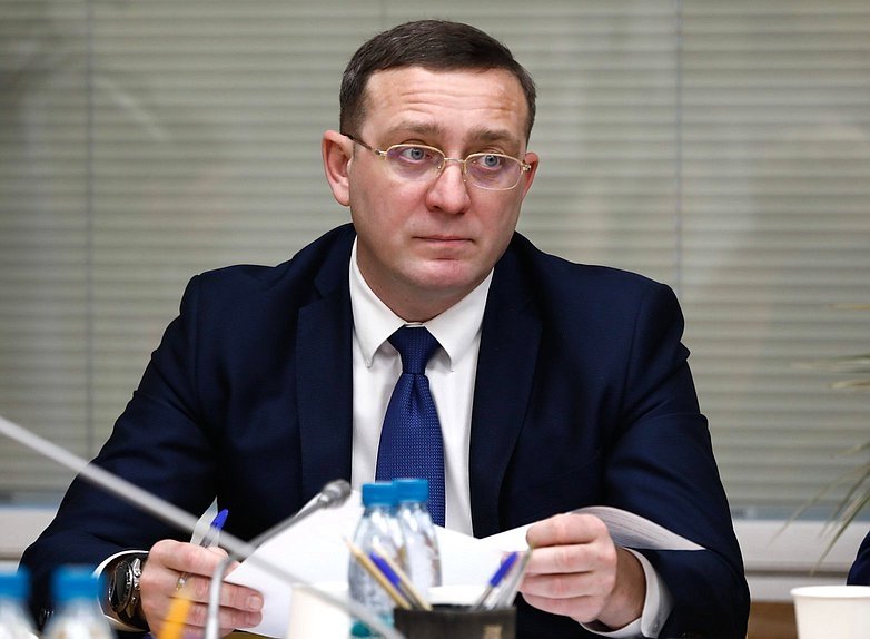 Вячеслав Логинов: &quotДефицит энергии на Дальнем Востоке будет продолжать расти&quot Амурское региональное отделение партии &quotЕдиная Россия&quot