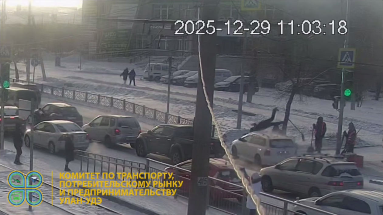 Сбитый на дороге в Улан-Удэ пешеход лежит в больнице Комитет по транспорту г. Улан-Удэ