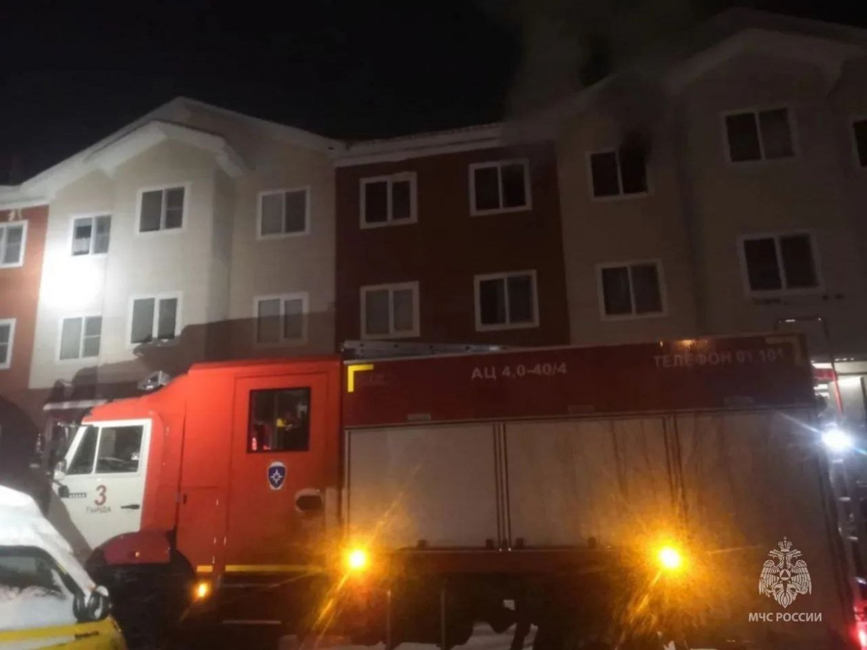 Два боевых расчета ликвидировали пожар на улице Марка Шульца ГУ МЧС России по Амурской области