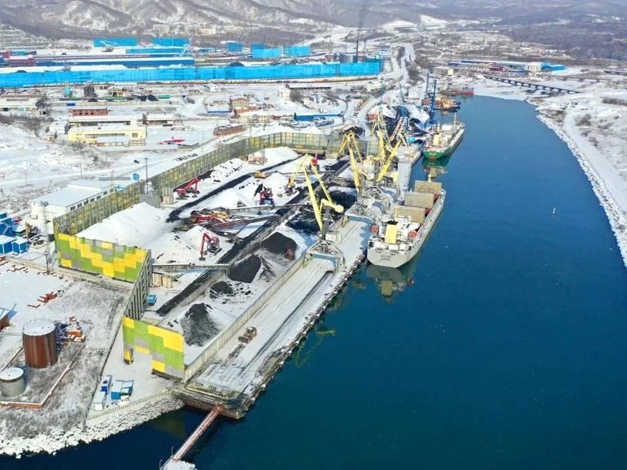 Отработали 3,5 млн тонн грузов: Малый порт в Находке подвел итоги 2025 года Предоставлено пресс-службой Малого порта