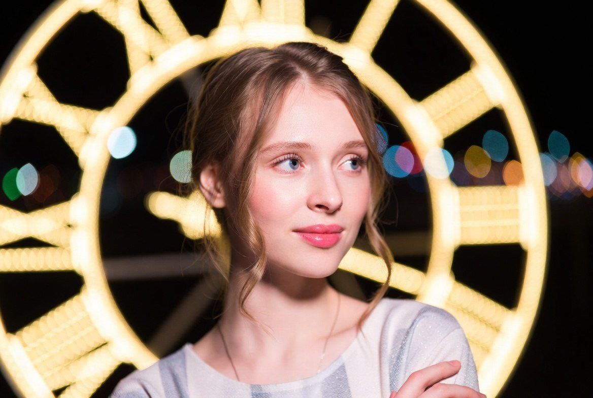 Макияж Qwen Chat (12+)