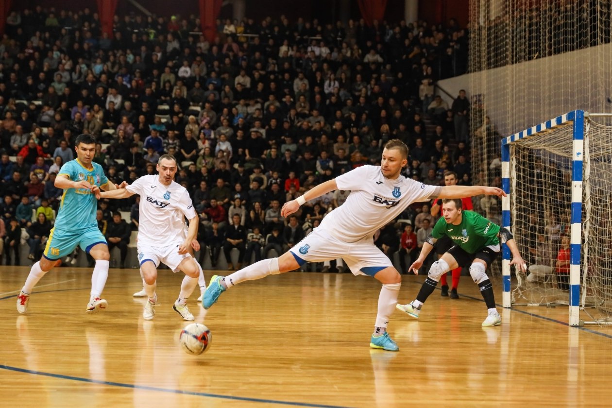 Семь команд из Бурятию будут отстаивать Кубок Улан-Удэ по футзалу  Мэрия Улан-Удэ