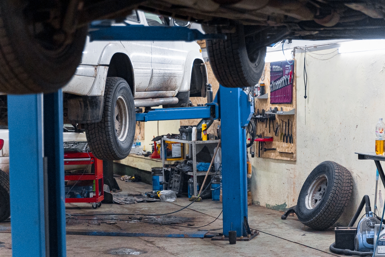 Авторемонт, автосервис, техническое обслуживание, автозапчасти, поломка, инструмент Илья Аверьянов, ИА PrimaMedia