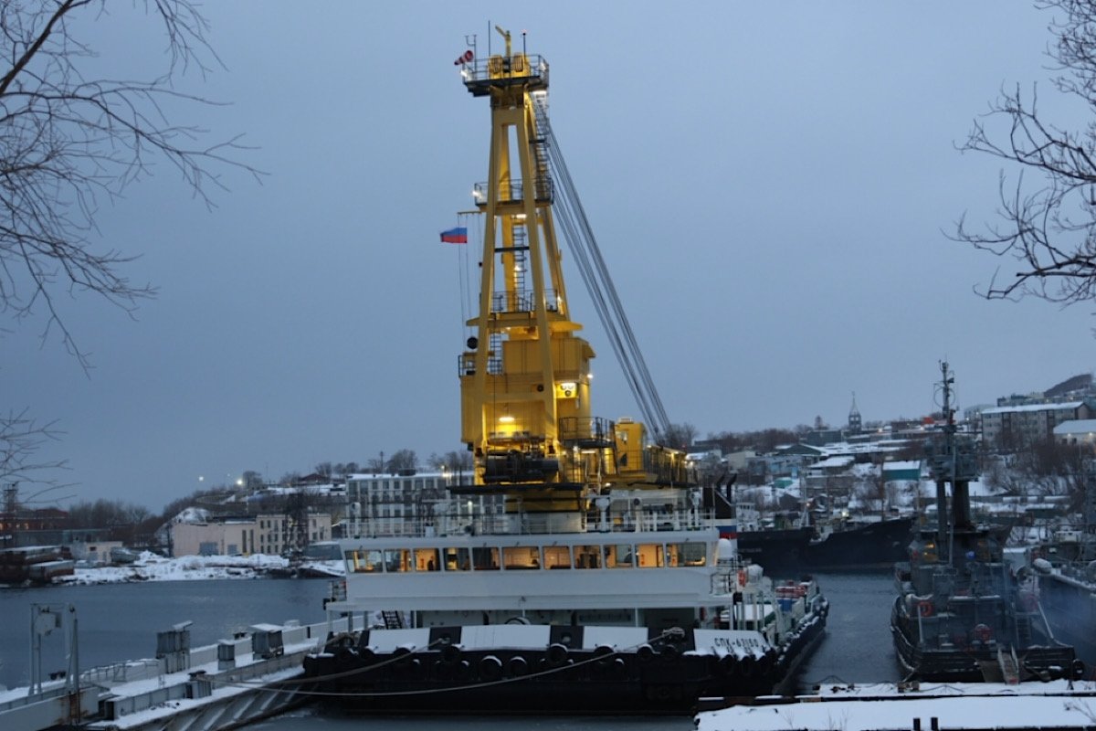 Новый плавкран СПК-150 вступил в состав Тихоокеанского флота на Камчатке пресс-служба Тихоокеанского флота