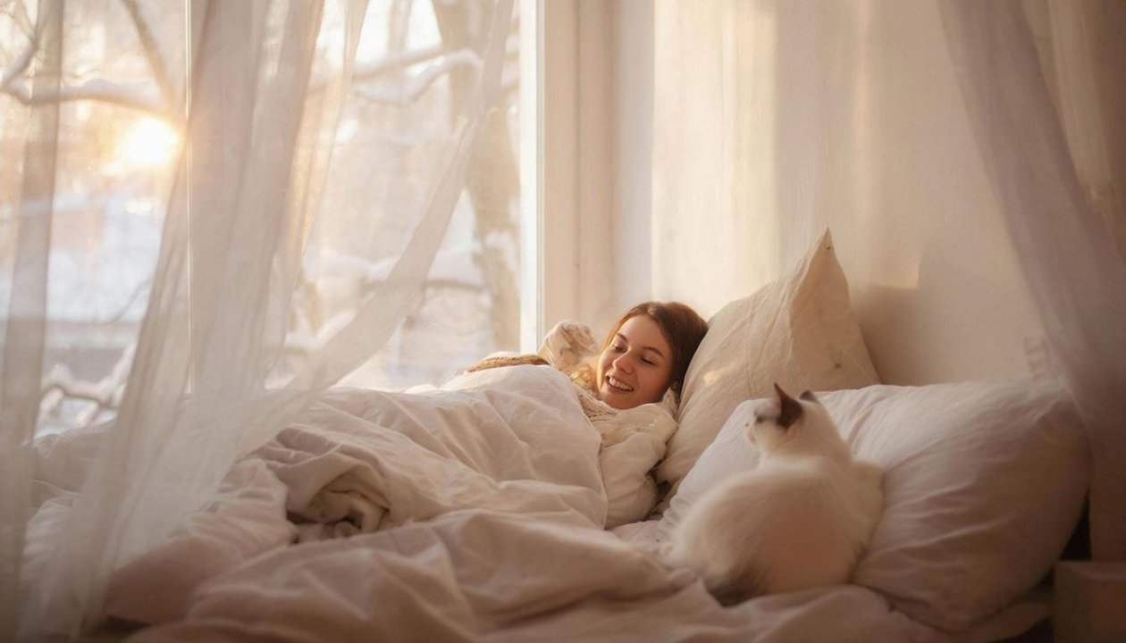 Соблюдаем режим дня и не боимся тревог: мудрые лайфхаки для душевного спокойствия Kandinsky 4.1 (12+)