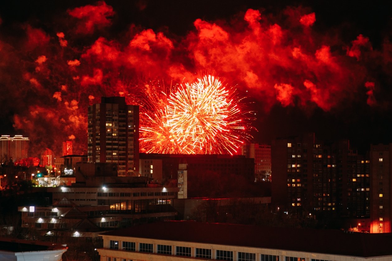Россиянам напомнили о штрафах за запуск залюта в неположенных местах Мария Смитюк, ИА PrimaMedia.ru