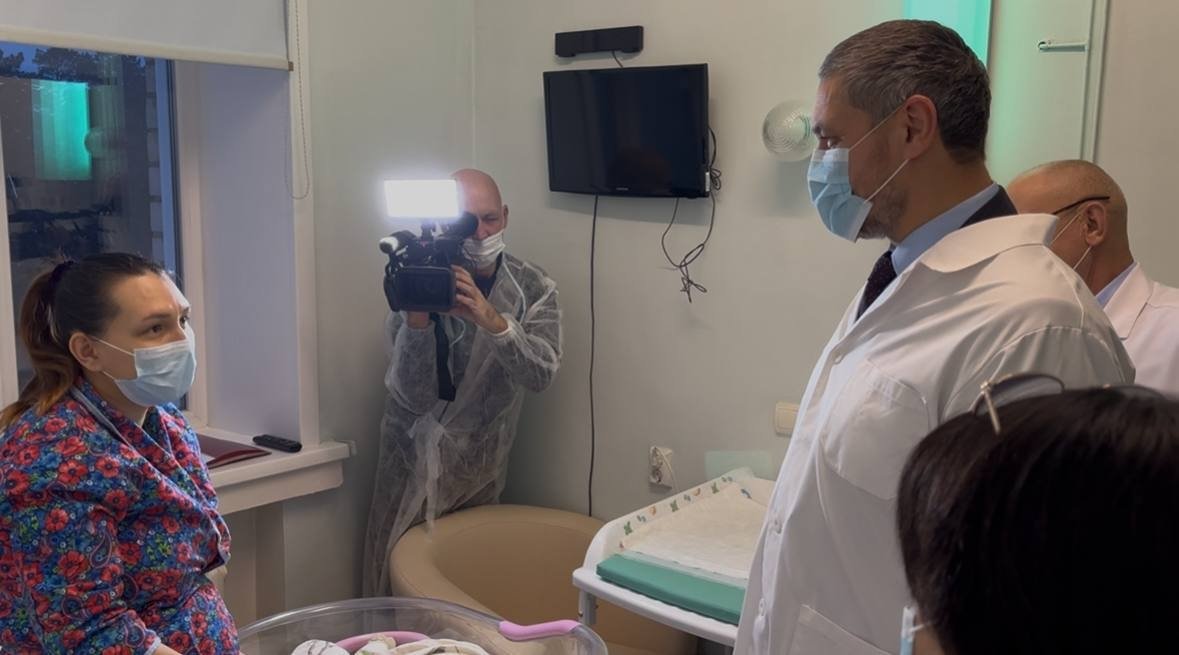 Поздравление мамы и новорожденной девочки пресс-службы Минздрава Забайкалья, пресс-службы правительства Забайкалья