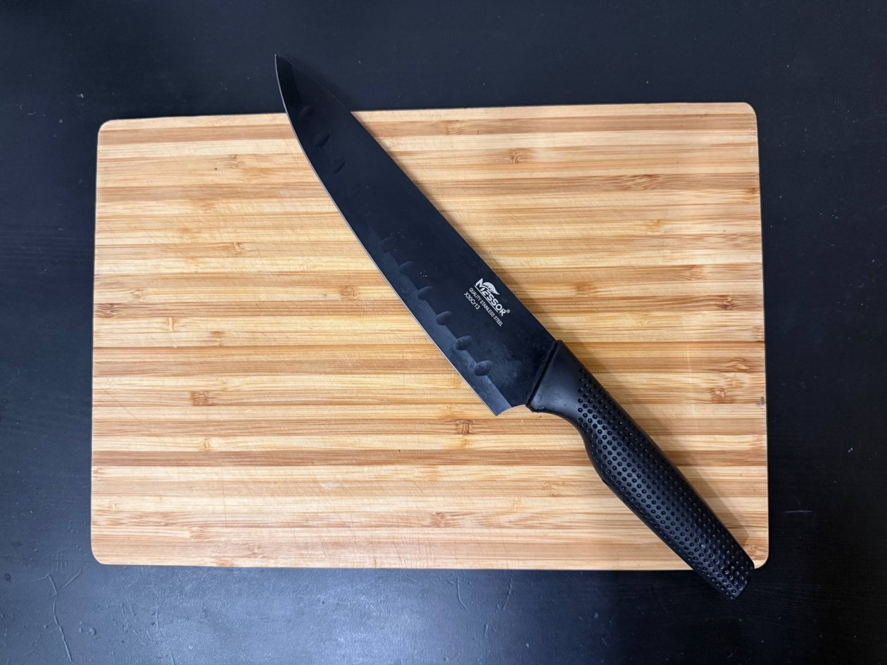 Подошла к машине с кухонным ножом и сделала это: лайфхак, который превращает старое лезвие в бритву ИА StavropolMedia