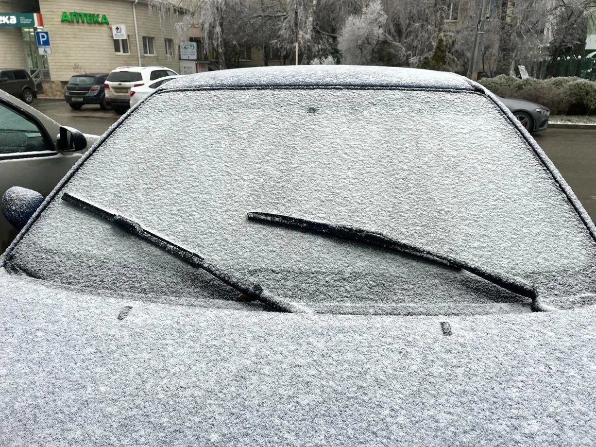 Щетки дворников не обмерзают, хорошо чистят и не оставляют полосок: метод, который действительно работает ИА KrasnodarMedia