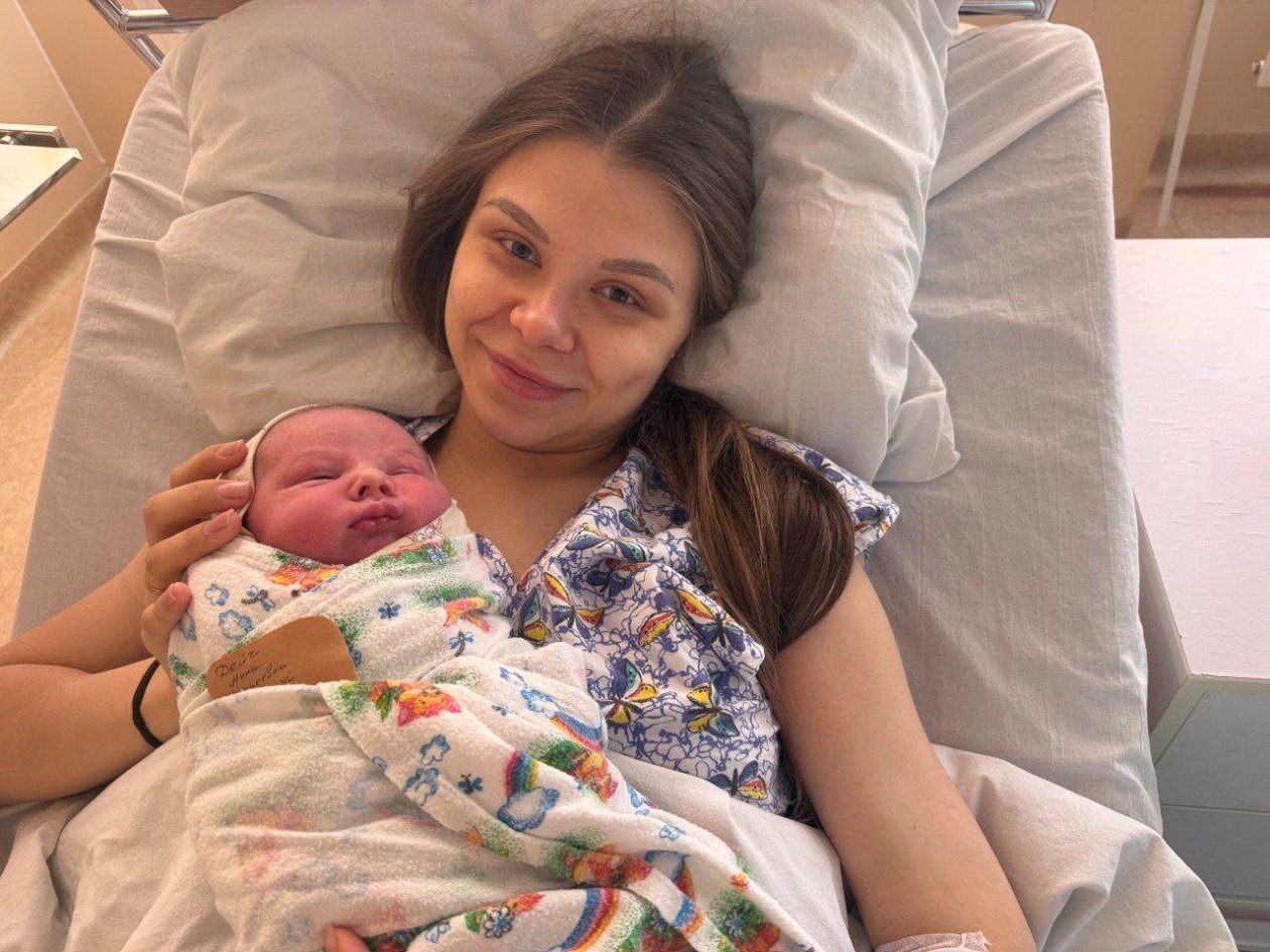 Первый новорожденный в 2026 году появился на свет 1 января Амурская областная клиническая больница