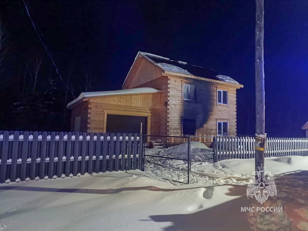 Пожар в Сунтаре Пресс-служба МЧС по Якутии