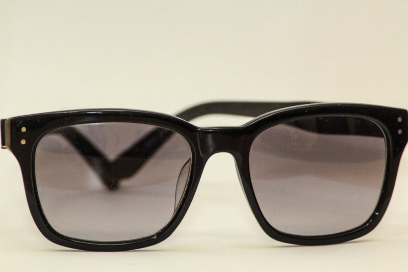 Добавила пару капель в воду и протерла очки - и линзы перестали запотевать: пыль теперь облетает их стороной Антон Балашов