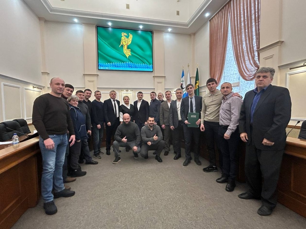 Власти Ангарска подписали соглашение с Федерацией бокса Иркутской области администрация АГО